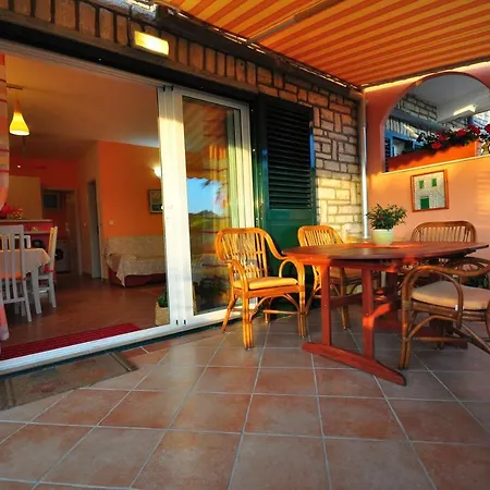 Apartmán Tri Palme Prvic Sepurine