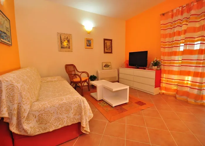 Διαμέρισμα Tri Palme Prvic Sepurine